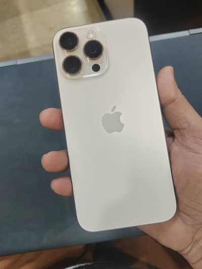 Apple iPhone 16 Pro Max