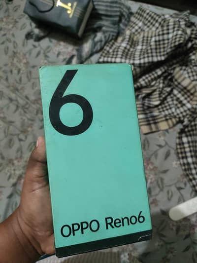 OPPO Reno6