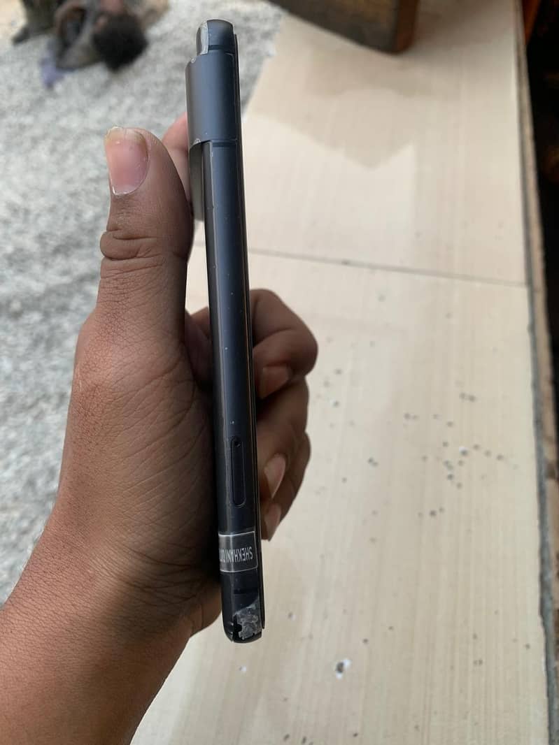 Google Pixel 8 5