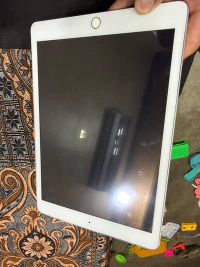 Ipad 7 generation 128 gb