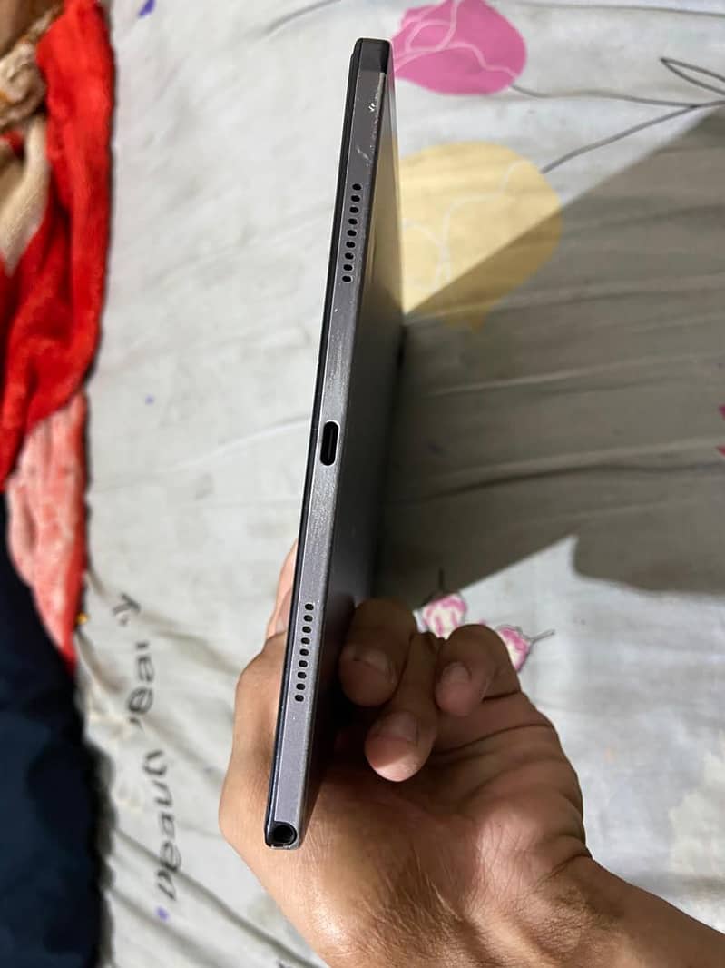 Samsung A8 Tab 8