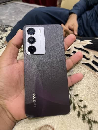 Realme C75