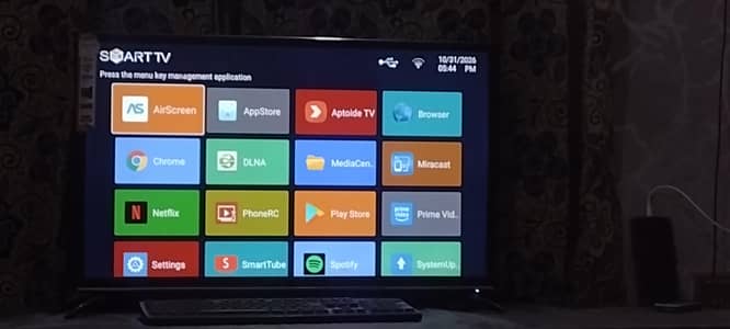 Smart TV 32inch for sell