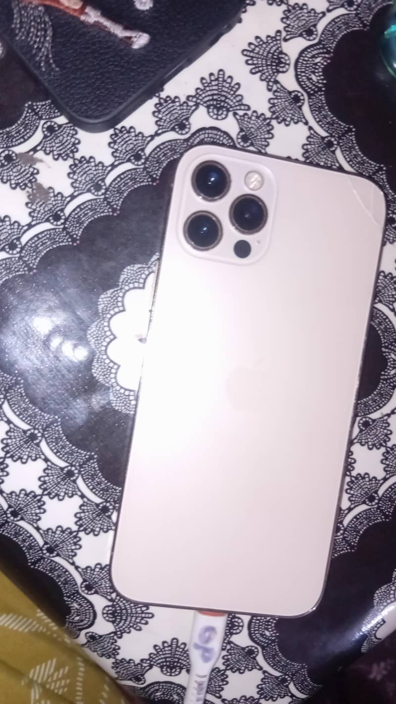 Apple iPhone 12 Pro 2