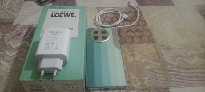 Tecno CAMON 30