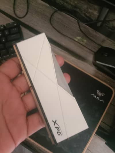 1 month used 8 gb DDR 4 RAM RGB STICK