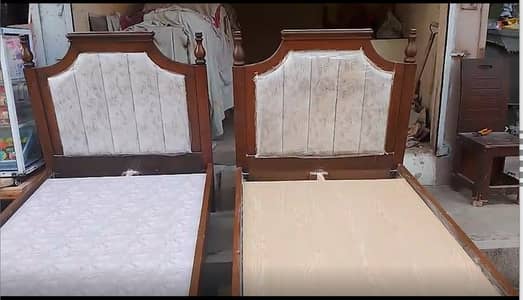  دو خوبصورت بیڈز بمعہ میٹریس برائے فروخت 