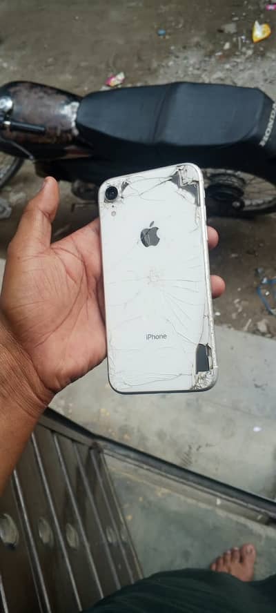 Apple iPhone XR