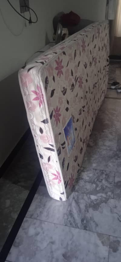 single bed and computer table
