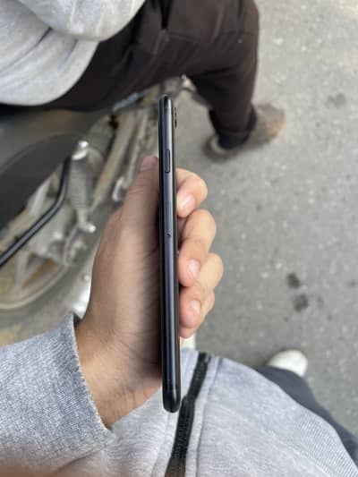 Apple iPhone SE
