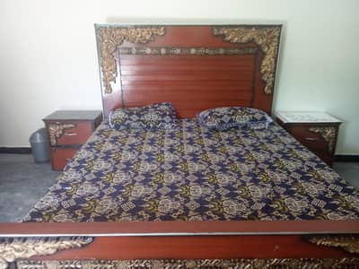King Size Wooden Bed with Foam Mattress – Complete Set