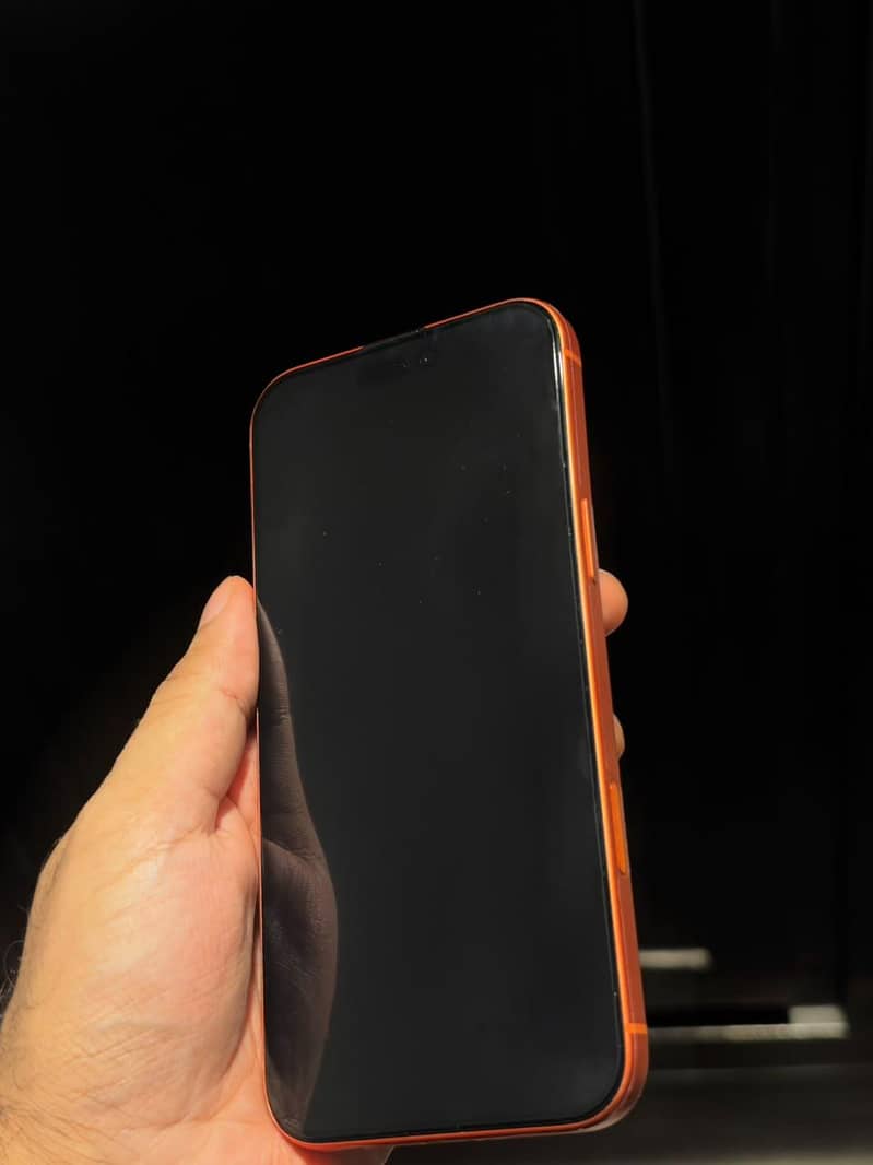 Apple iPhone 17 Pro Max 5