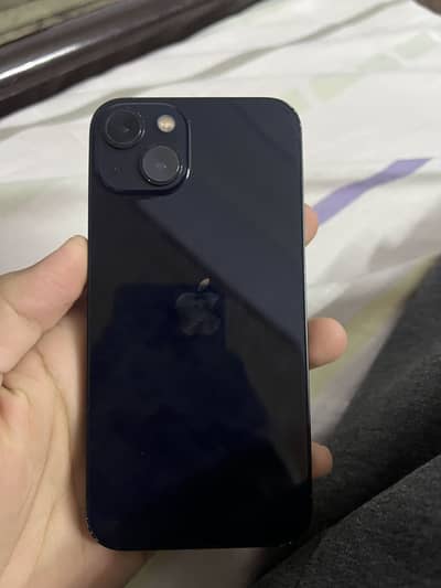 Apple iPhone 13