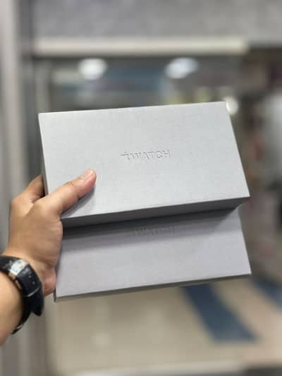 Apple Watch Ultra 4 49mm Burgundy Alpine Loop Box Pack