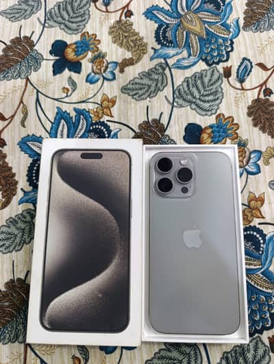 Apple iPhone 15 Pro Max factory unlock 10-10 condition