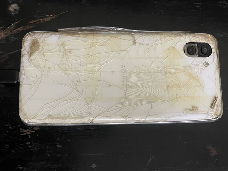 Sharp Aquos R2 2