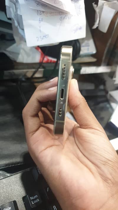 Apple iPhone 13 Pro