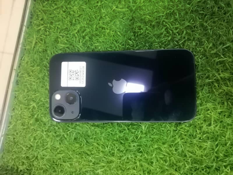 Apple iPhone 13 1