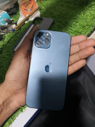 Apple iPhone 12 Pro