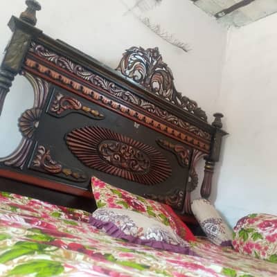 bed dressing and showcase