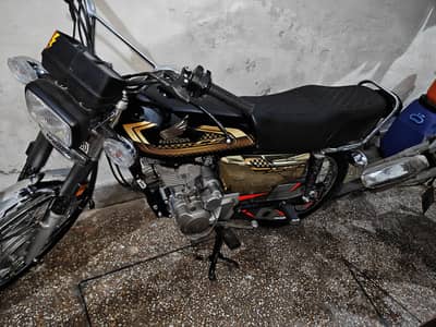 CG125 GOLD EDITION 2025