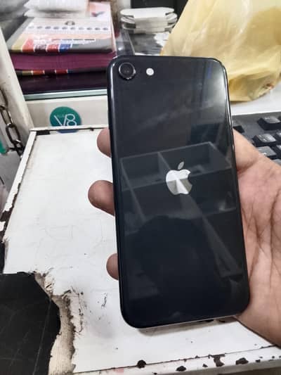 Apple iPhone SE