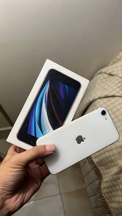 Apple iPhone SE