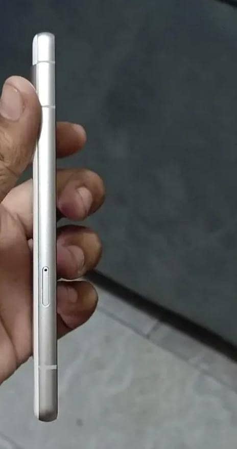 Google Pixel 7a 3