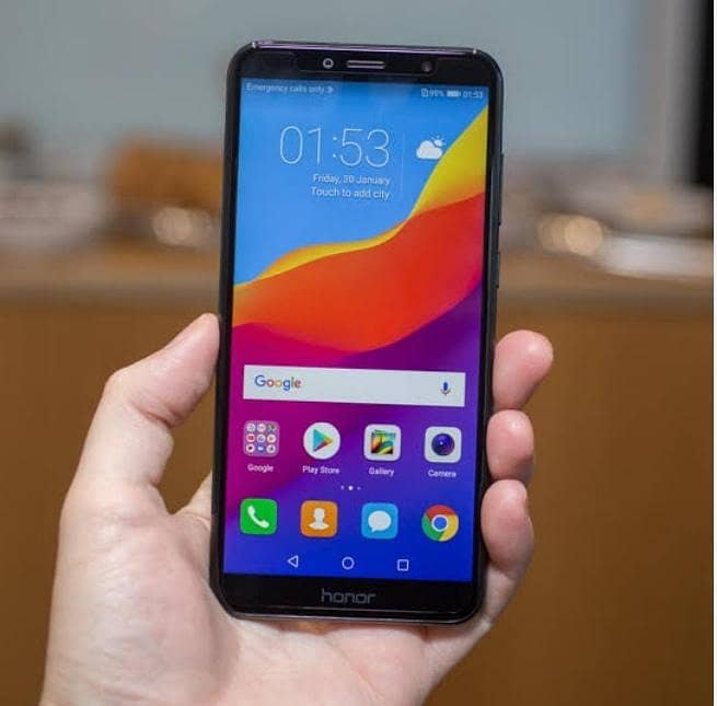 Honor 7C 1