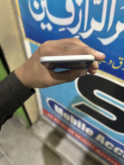 Apple iPhone SE