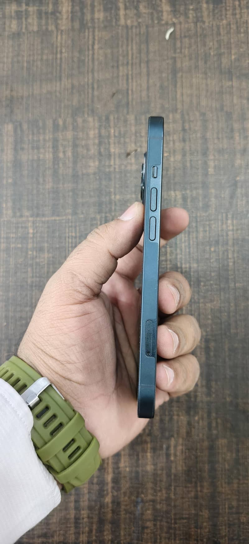 Apple iPhone 13 MDM 1