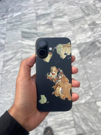 Apple iPhone 16 factory unlocked