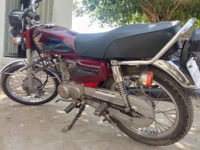 Honda. 125