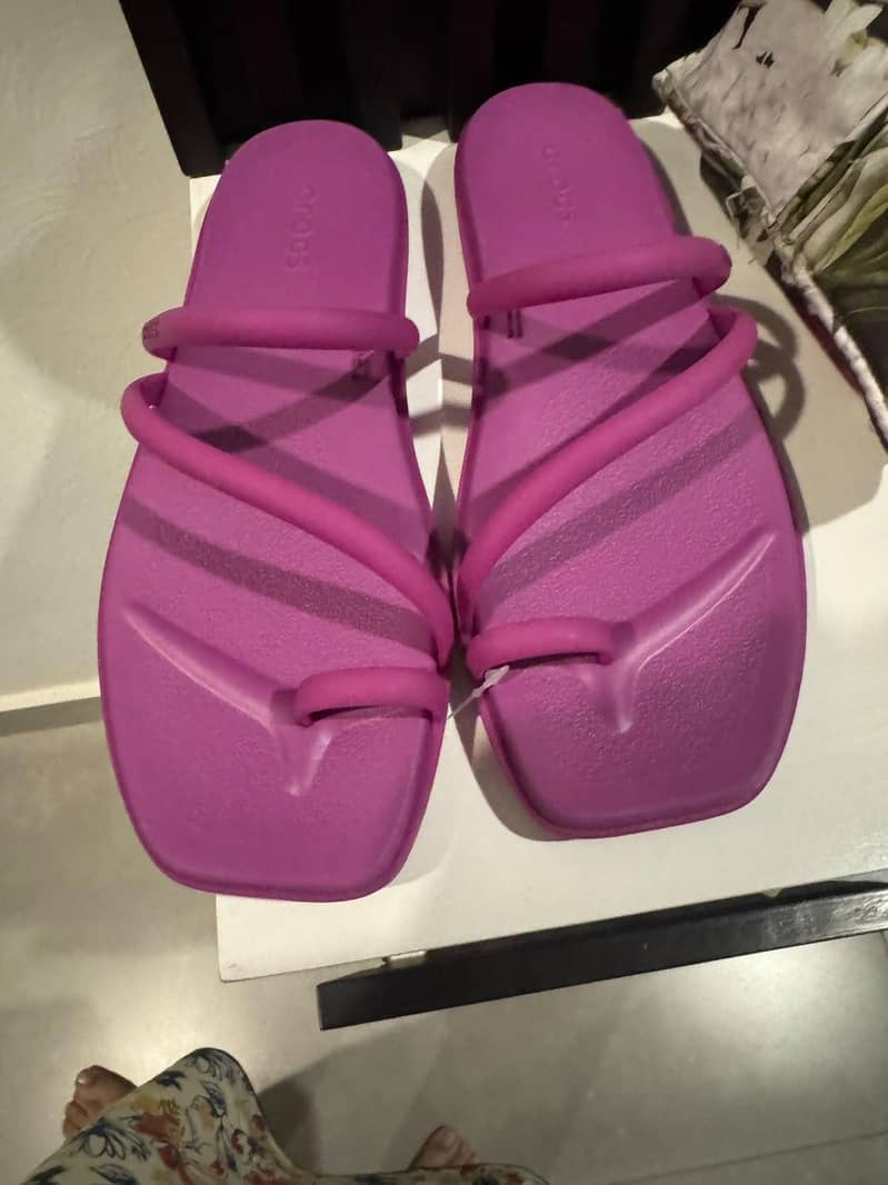 Crocs Slippers 0