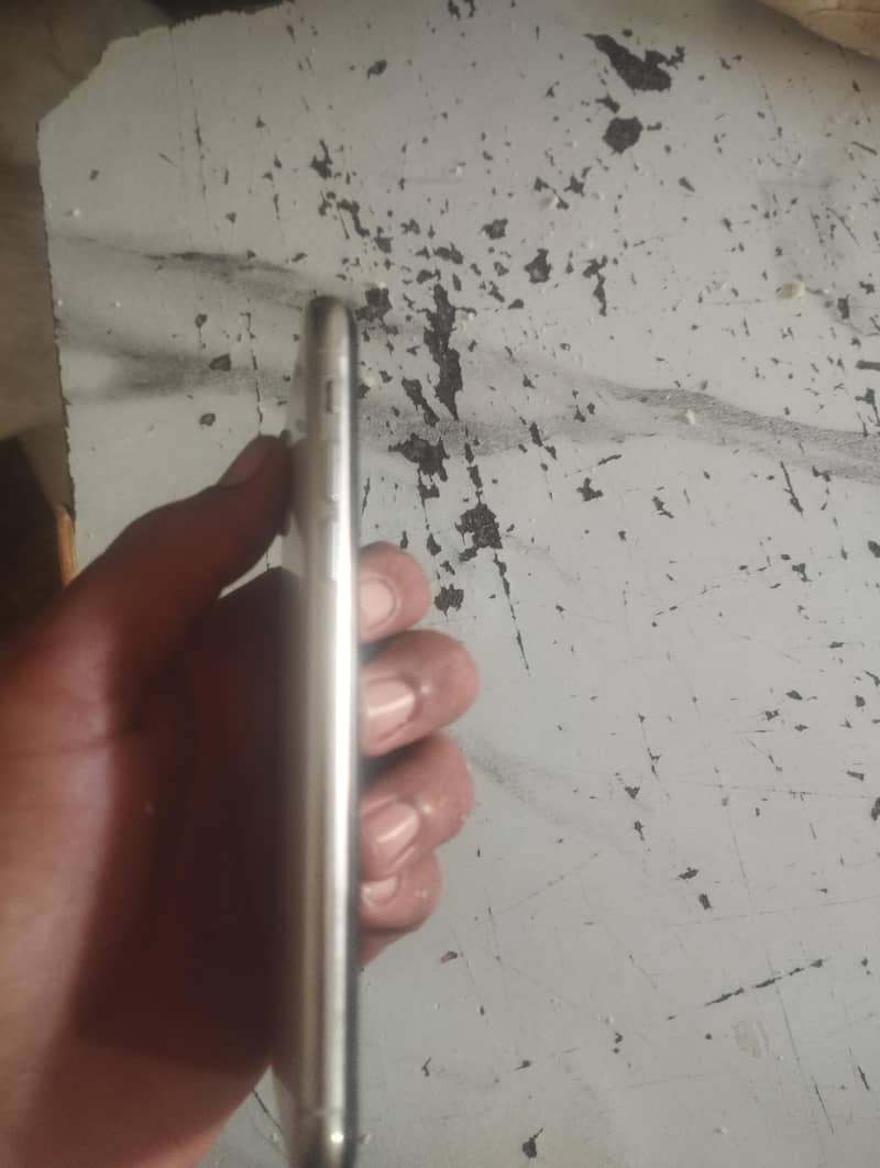 Apple iPhone X 1