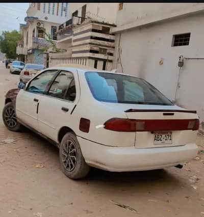 Nissan Sunny 1998.      civic swift mehran Corolla