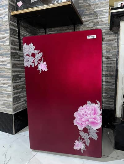 Gaga national Red mini fridge 4 CFT Glass door-10/10 Condition