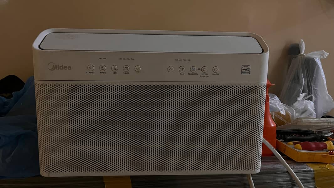 Media window ac 0