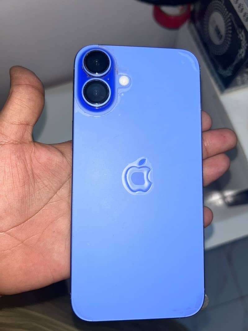 Apple iPhone 16 Plus 1