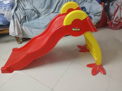 Kids 3 step slide, Like New, with box packaging