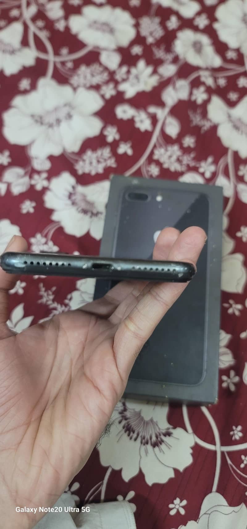 Apple iPhone 8 Plus 7