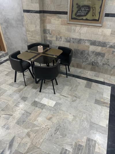 Dining Table with 4 chairs