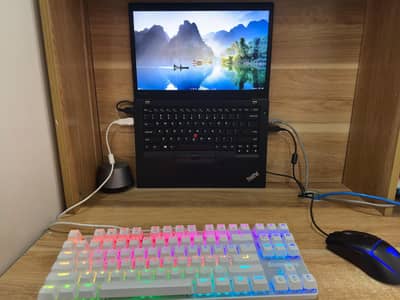 Lenovo Thinkpad T470s With Mouse And Keyboard