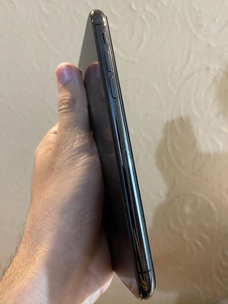 Apple iPhone X 1