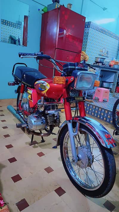 Yamaha 100 YB 2 stock