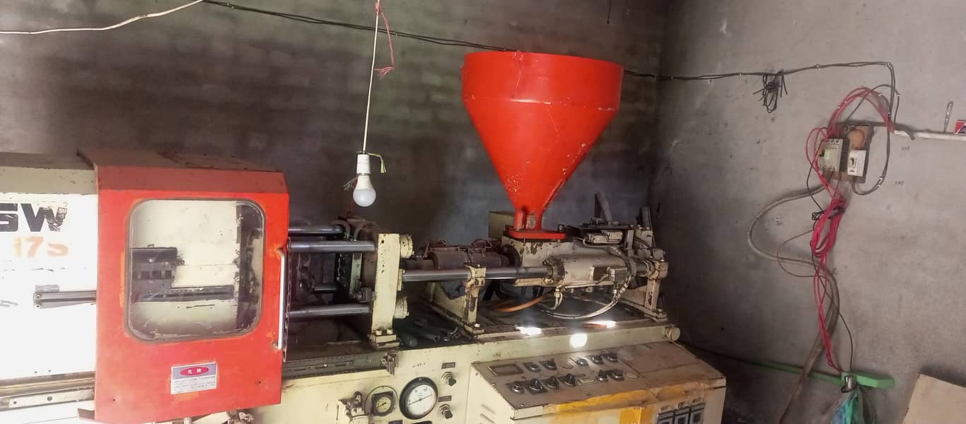 injection mold machine 1
