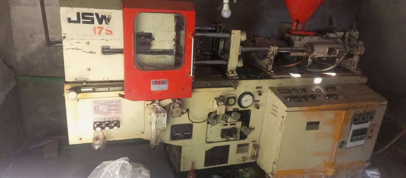 injection mold machine 3