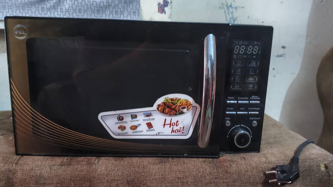 MICROWAVE OVEN 1