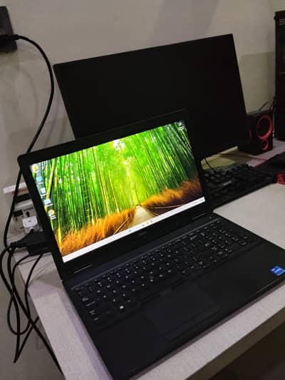 Dell Latitude 5590 | Core i5 8th Gen | 16GB RAM | 256GB SSD