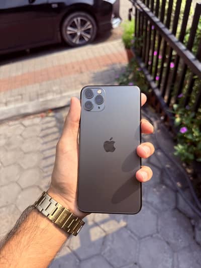 Apple iPhone 11 Pro Max 256gb (PTA APPROVED)